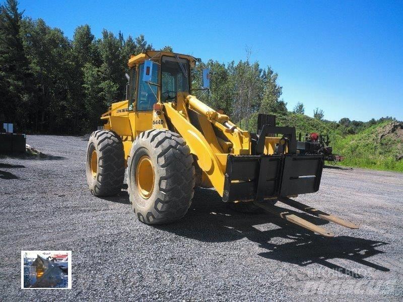 John Deere 644 D Wielladers