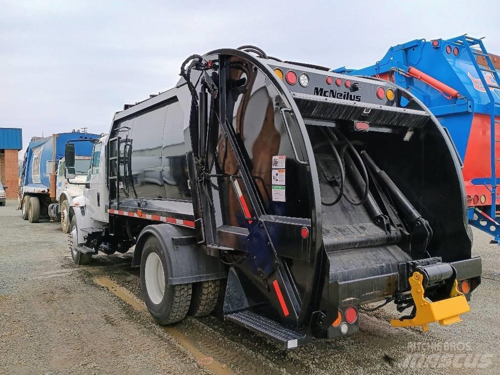 International 4600 Vuilniswagens