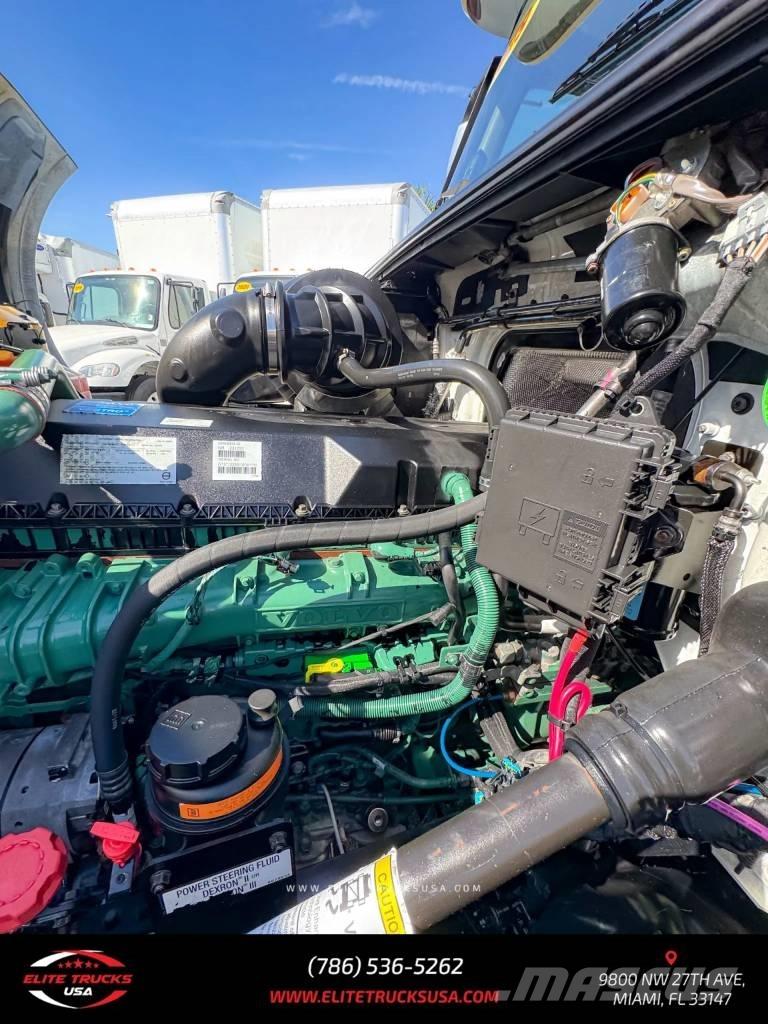 Volvo Commercial VNL Trekkers