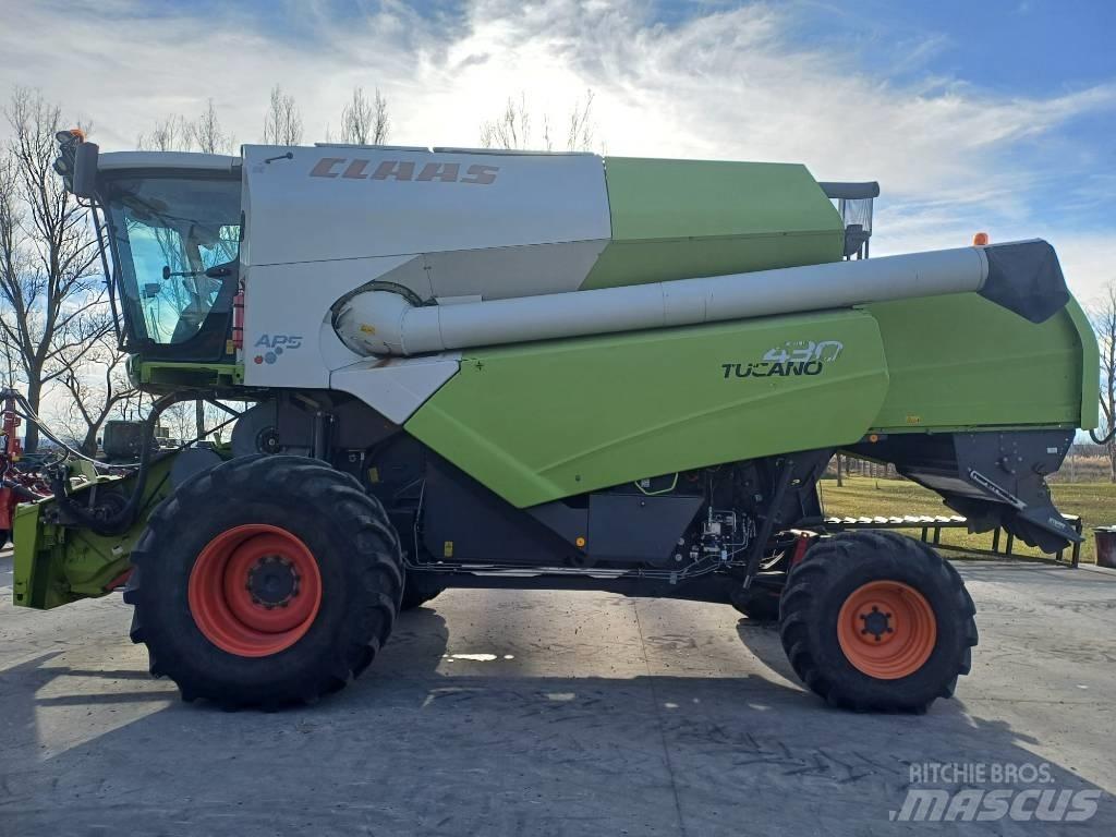 CLAAS Tucano 430 Maaidorsmachines