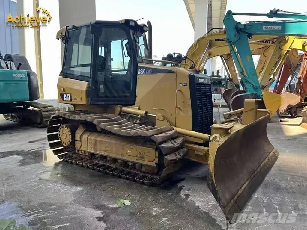 CAT D 3 Rupsdozers