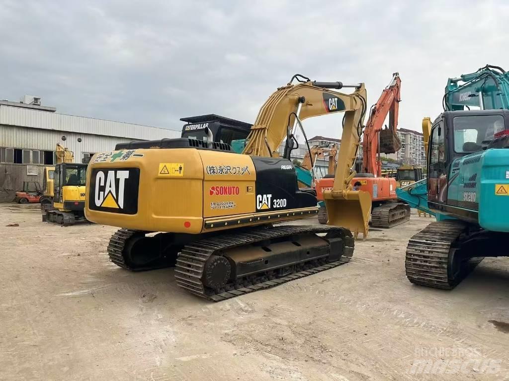 CAT 320 D Rupsgraafmachines