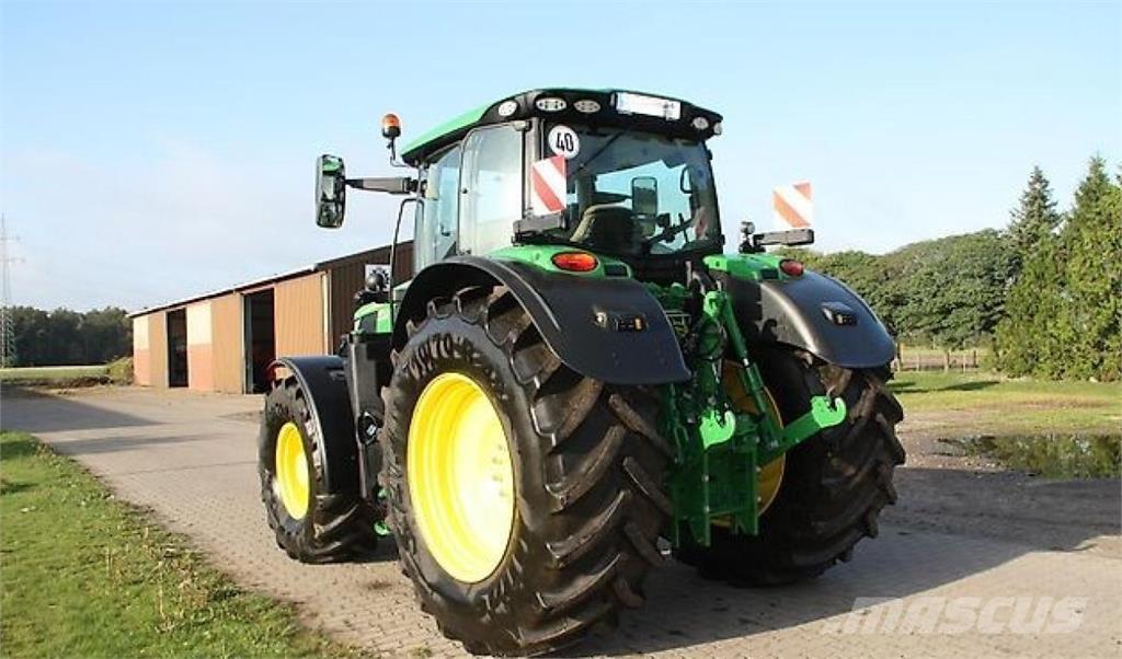 John Deere 6R195 Tractoren