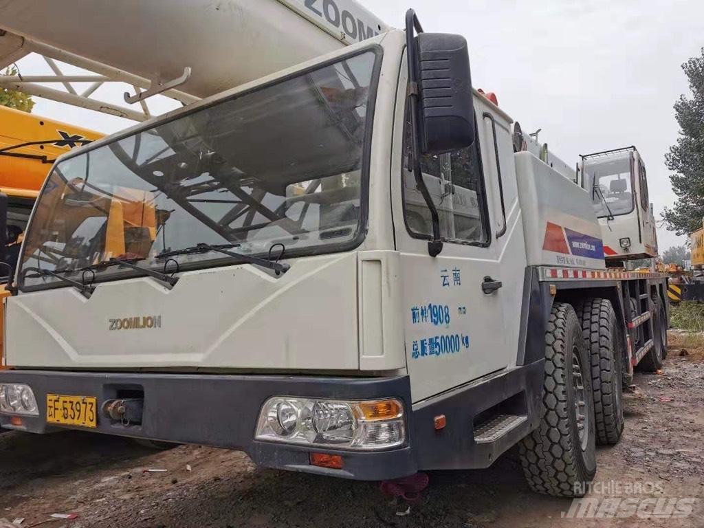 Zoomlion QY80V Kranen voor alle terreinen