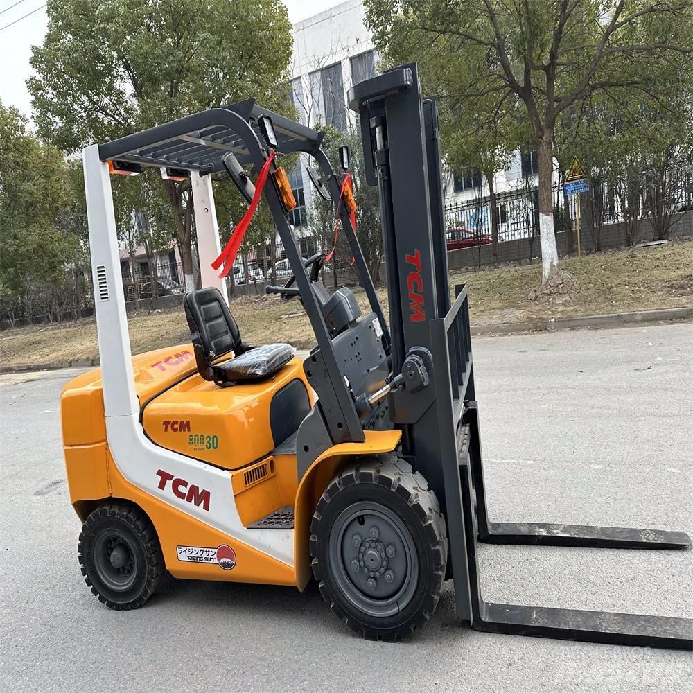 TCM FD30ZT Diesel heftrucks