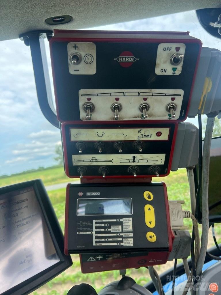 Hardi Commander 2800 Getrokken spuitmachines