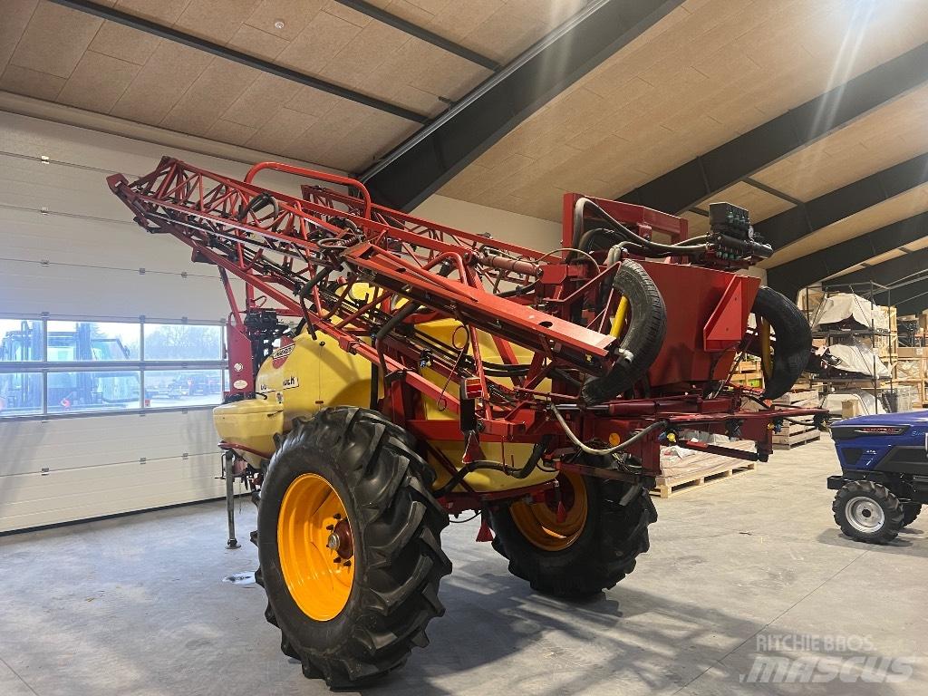 Hardi Commander 2800 Getrokken spuitmachines