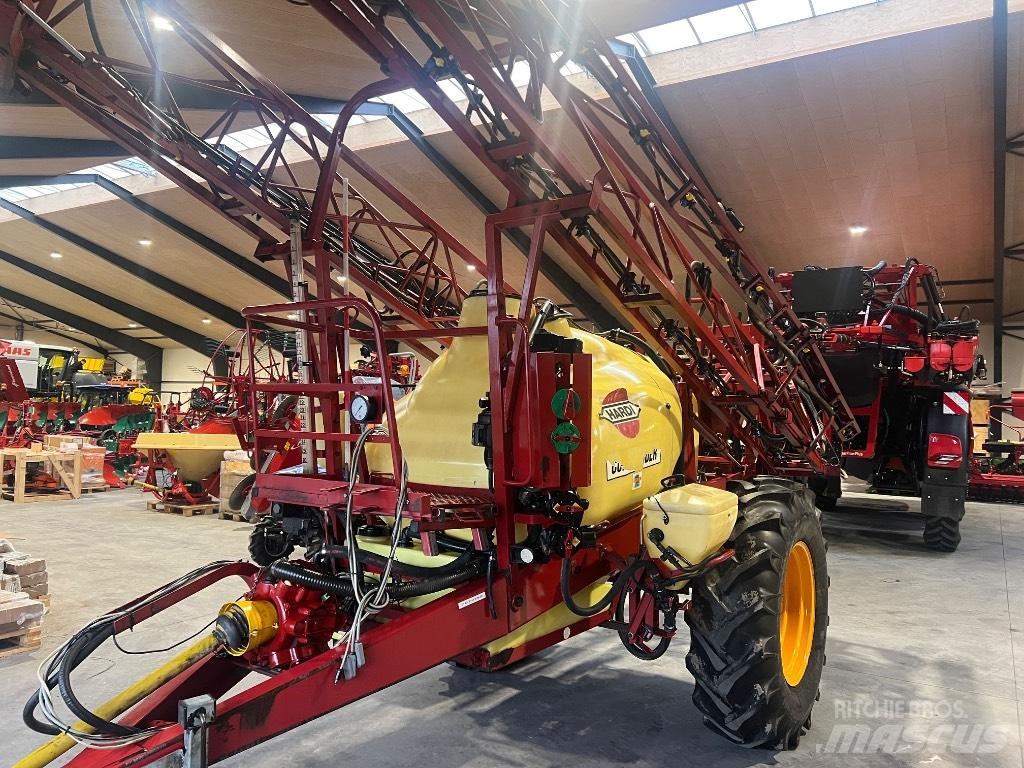 Hardi Commander 2800 Getrokken spuitmachines