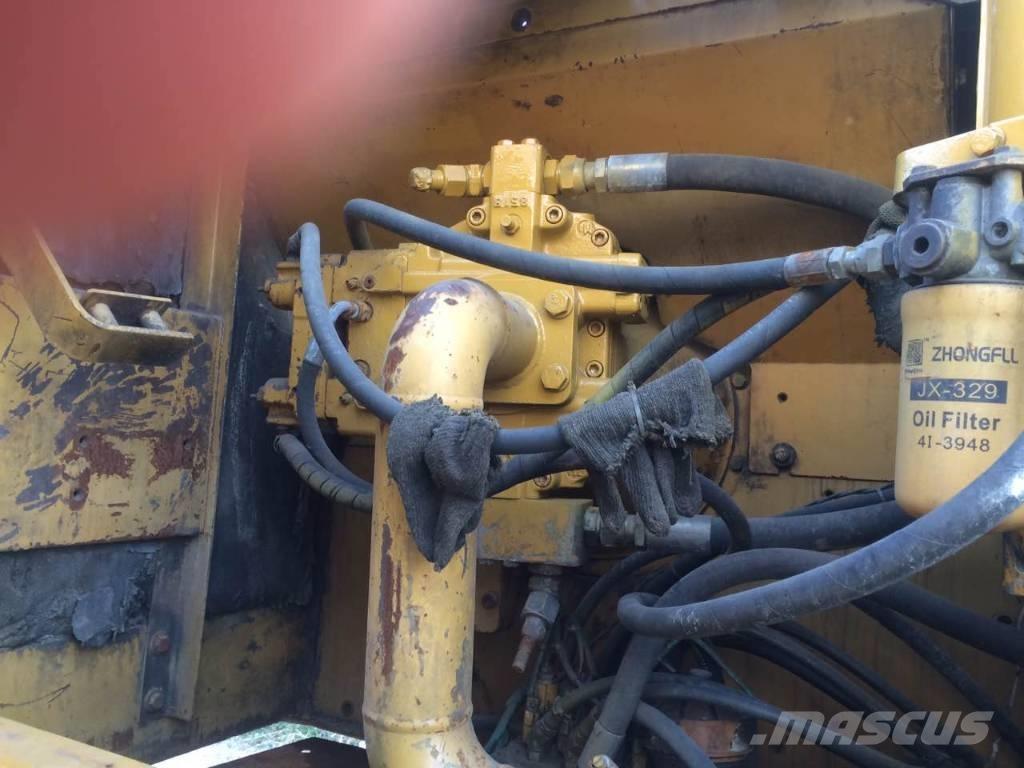 CAT 325 B Rupsgraafmachines