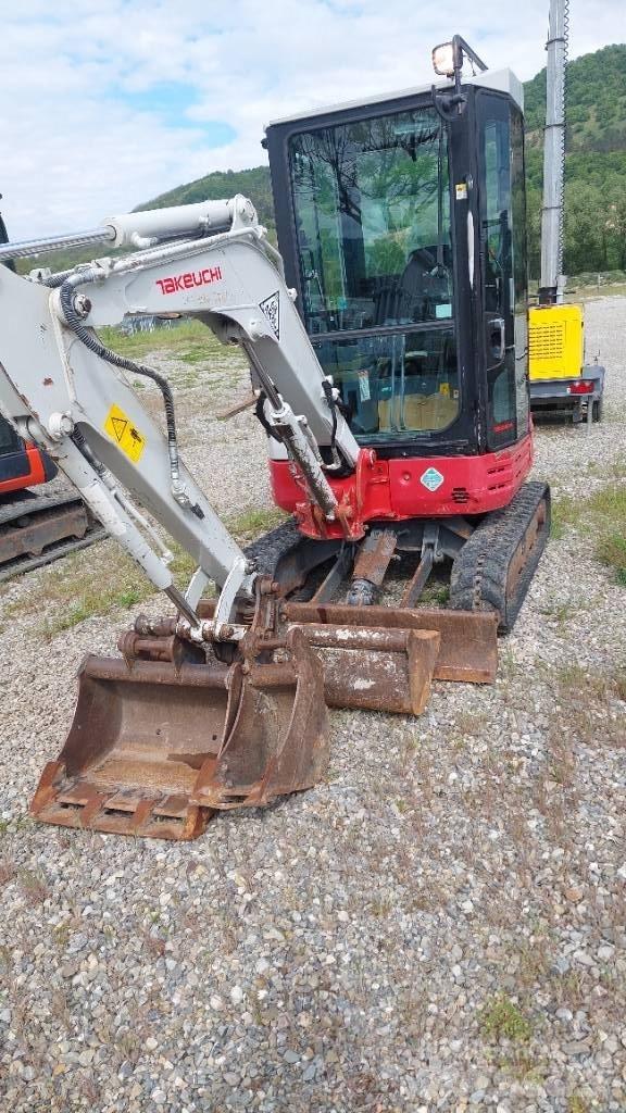 Takeuchi TB 23 R Minigraafmachines < 7t