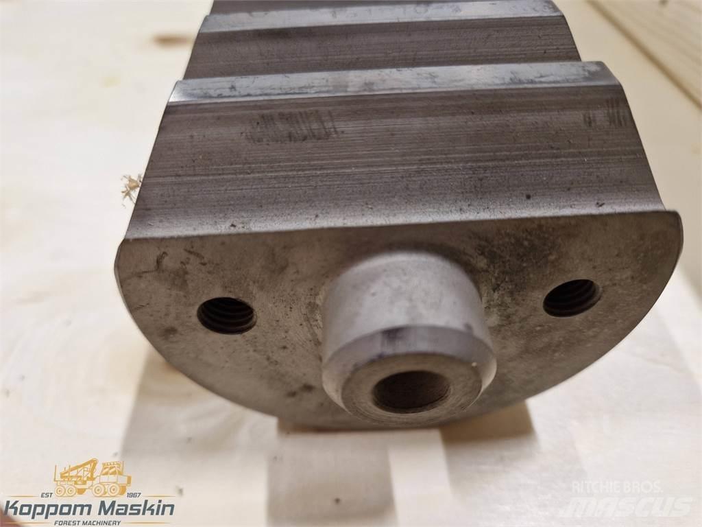  FMG/Ösa Cranab 290 Houtoogstkranen