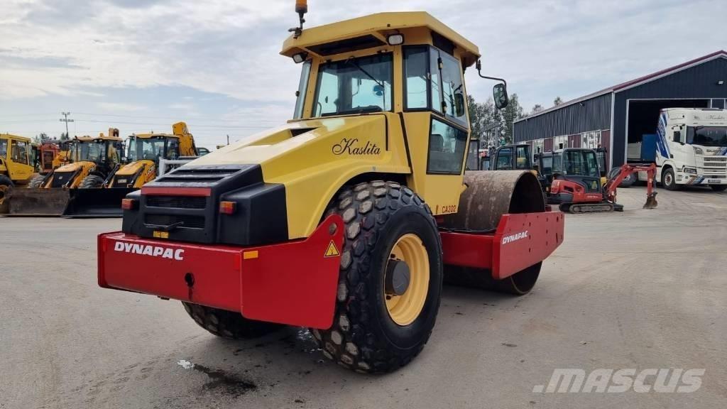 Dynapac CA 302 D Trilrolwalsen