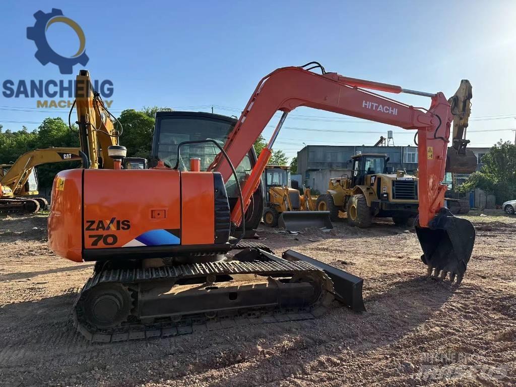 Hitachi ZX 70 Rupsgraafmachines