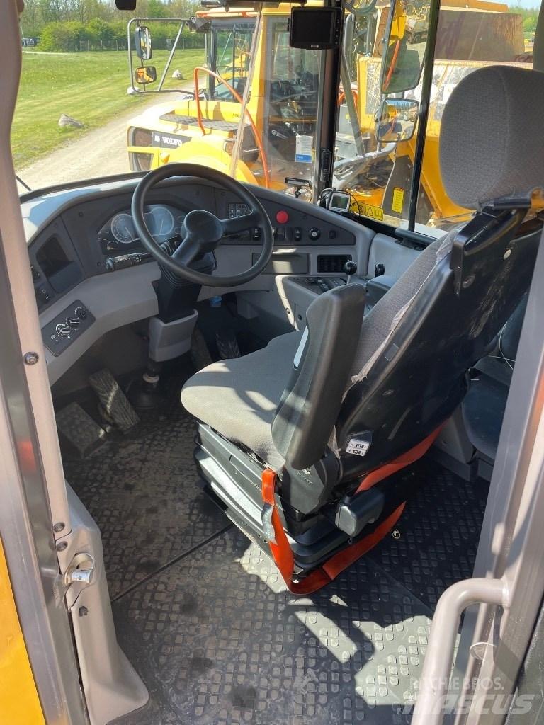 Volvo A30G Knik dumptrucks