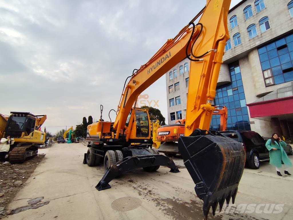 Hyundai 210W-9 Wielgraafmachines