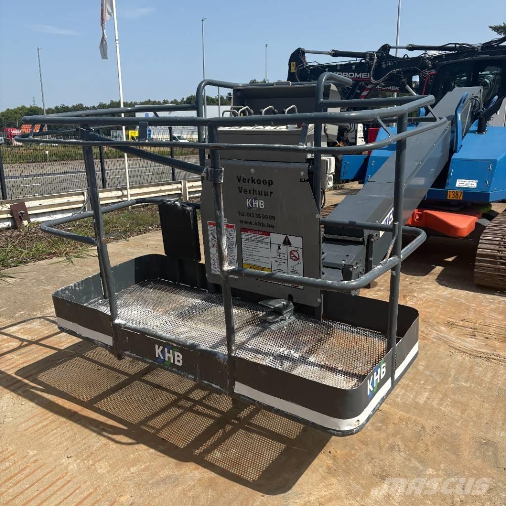 Aichi SR 12 B Telescoophoogwerkers