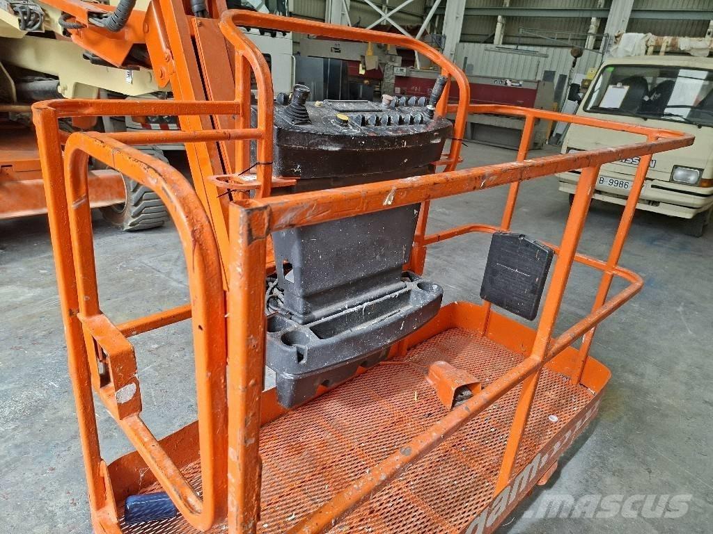 JLG 450 AJ Zelfrijdende knikarm hoogwerker
