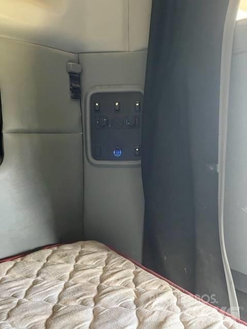Kenworth T 680 Trekkers