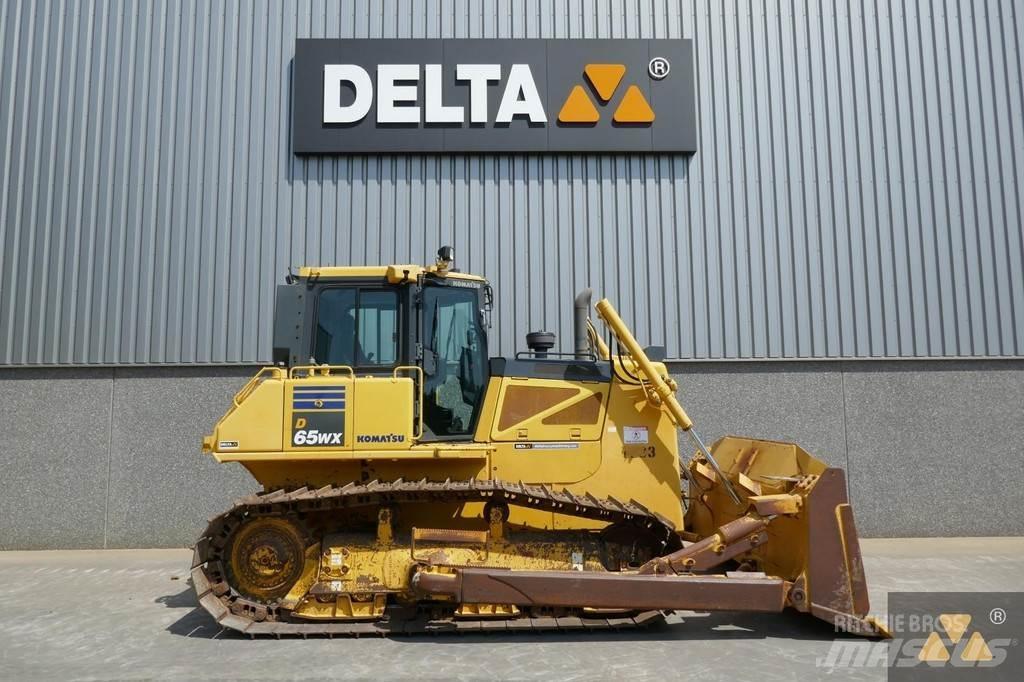 Komatsu D65WX-17 Rupsdozers