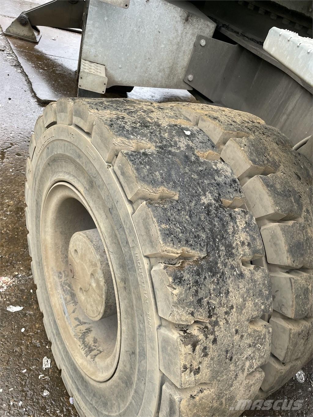 Sennebogen 830 E Waste / industry handlers