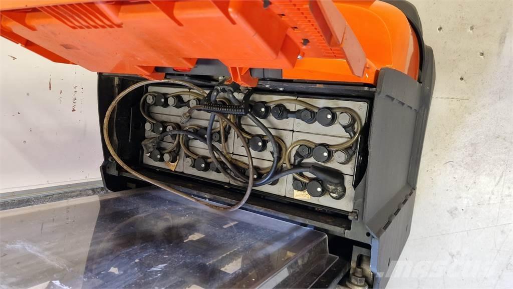 Toyota SWE140L Zelfrijdende stapelaars