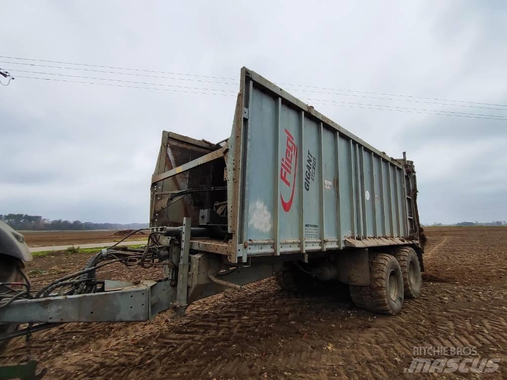 Fliegl ASW271 GIGANT Mestverspreider
