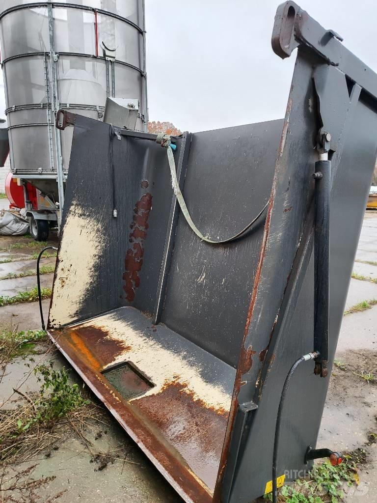 Fliegl ASW271 GIGANT Mestverspreider