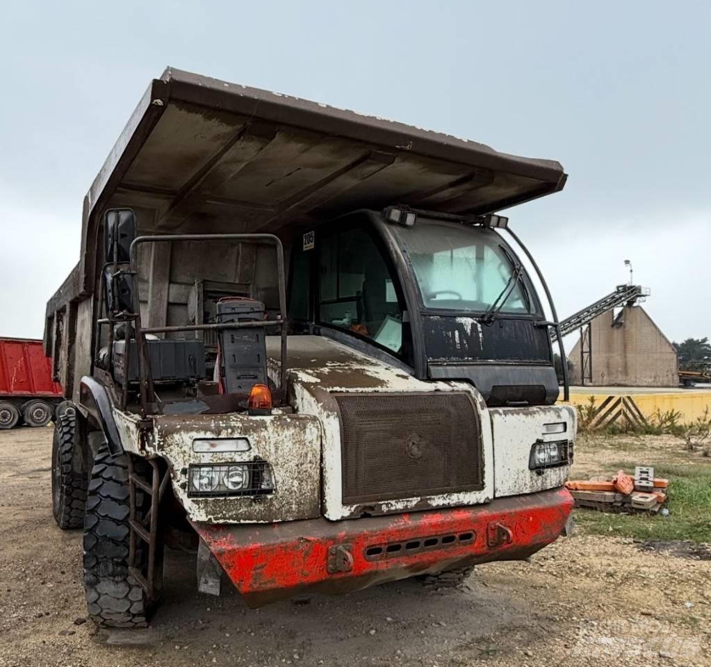 Astra RD28C Starre dumptrucks