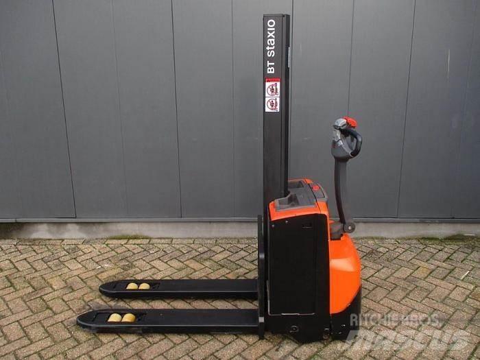 BT SWE 080L Stapelaar meeloop