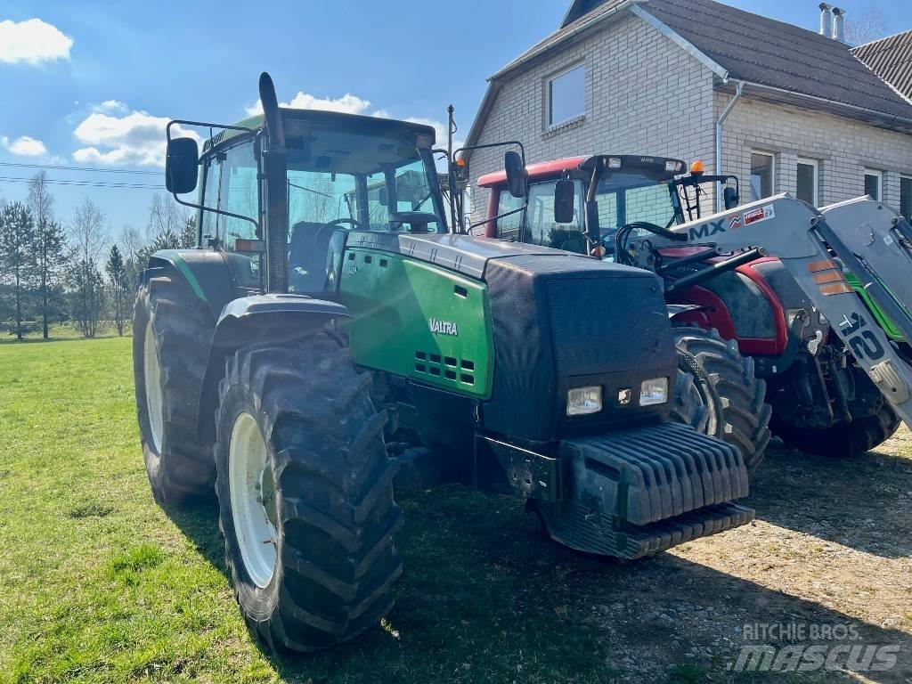 Valtra 8450 Tractoren