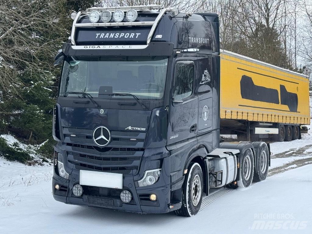 Mercedes-Benz Actros Trekkers