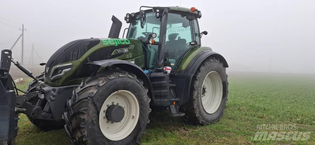 Valtra T235 active Tractoren