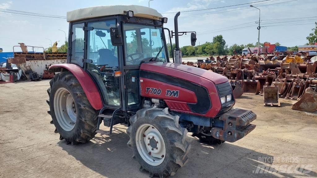 TYM T700 Tractoren