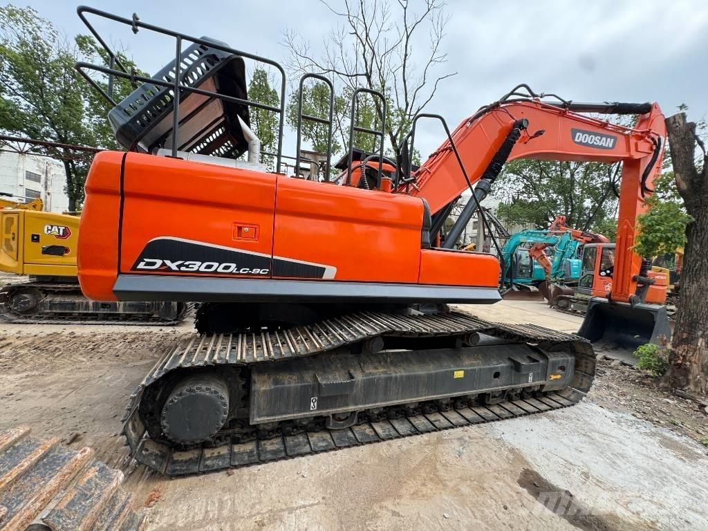 Doosan DX 300 LC LR Rupsgraafmachines