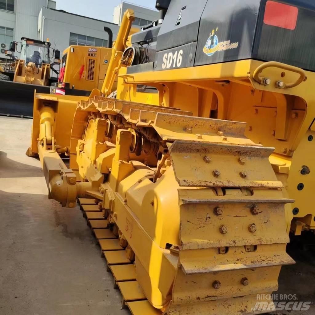 Shantui SD 16 Rupsdozers