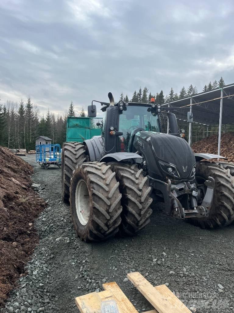 Valtra T 214 D Tractoren