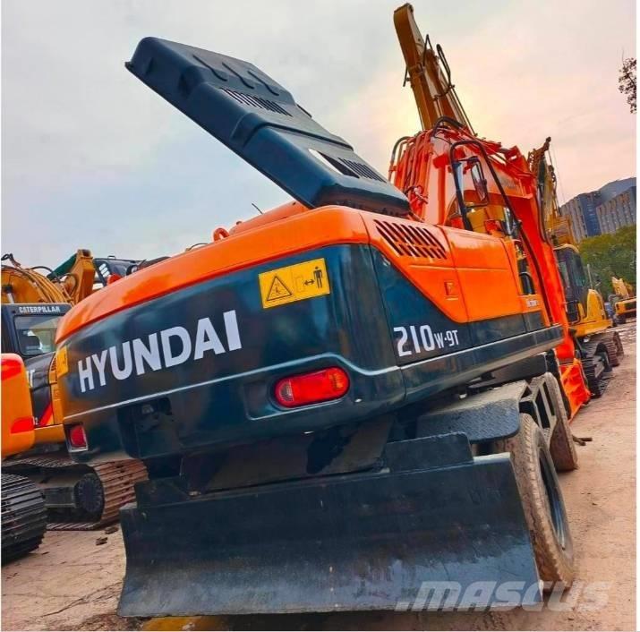 Hyundai 210 W-9 Wielgraafmachines