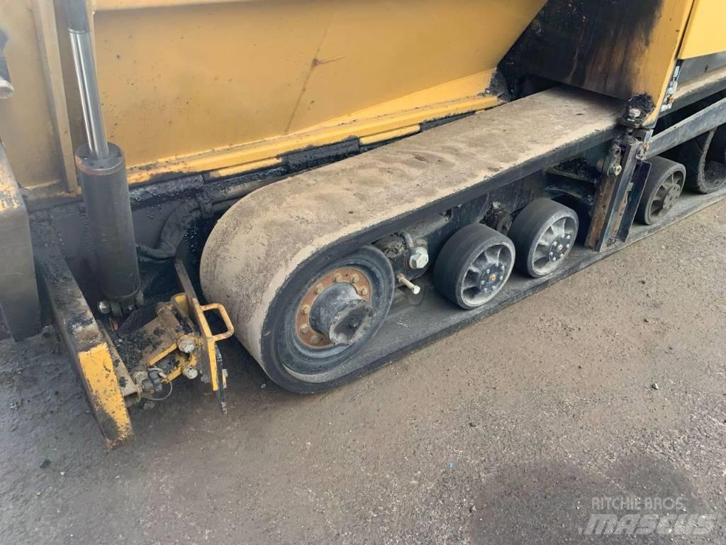 CAT AP355F Asfaltafwerkmachines