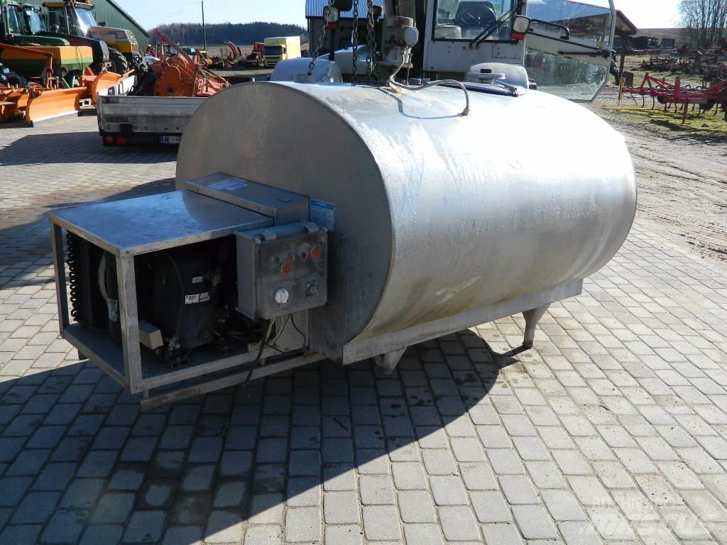  Mueller OC-400 Melkopslag- en transporttanks