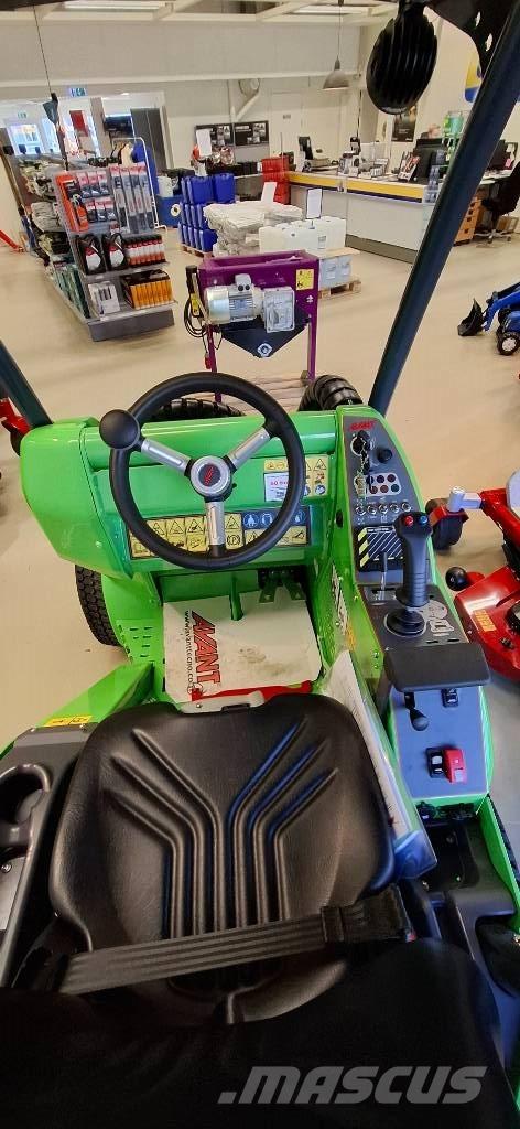 Avant 528 Knik- en schrankladers