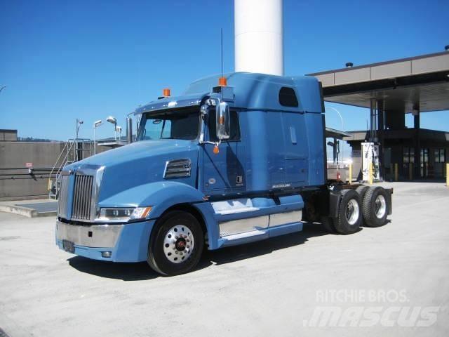 Western Star 5700 XE Trekkers