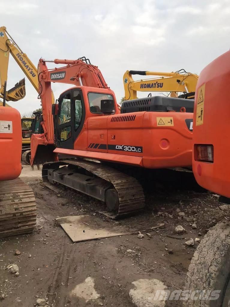 Doosan dx300 Rupsgraafmachines