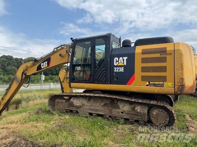 CAT 323 E Rupsgraafmachines