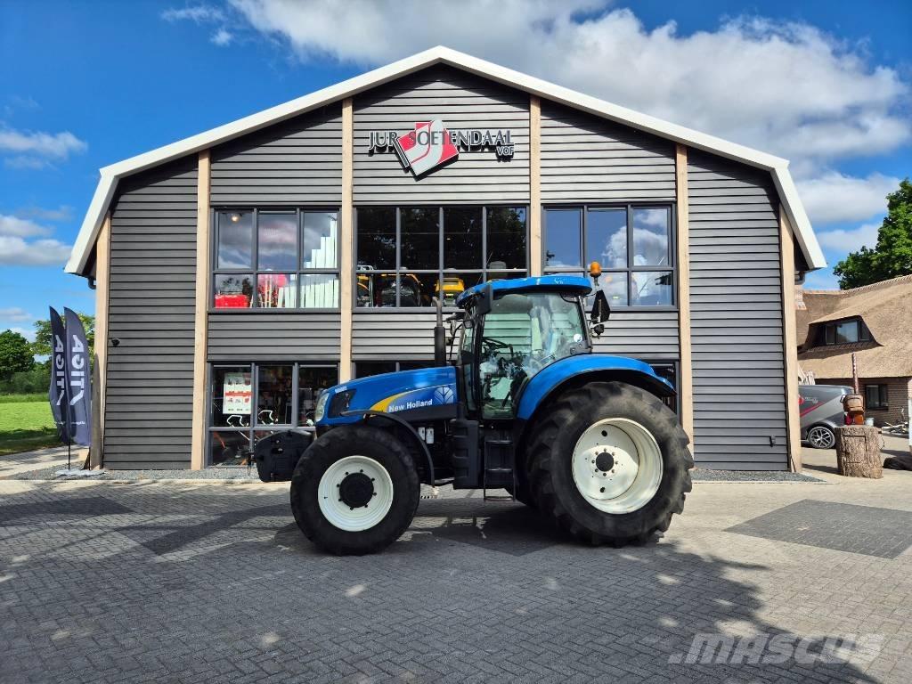 New Holland T 6080 Tractoren