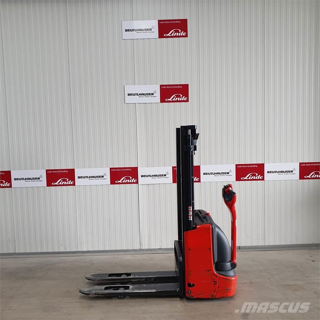 Linde L10 Stapelaar meeloop
