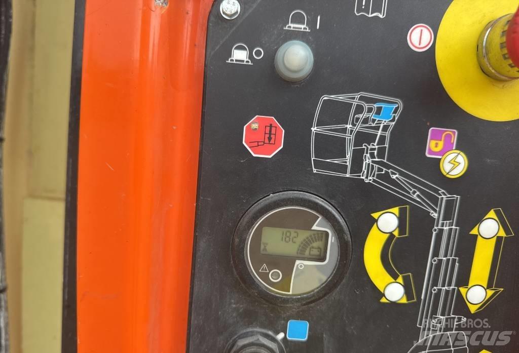 JLG Toucan 8 E Personenliften en invalideliften