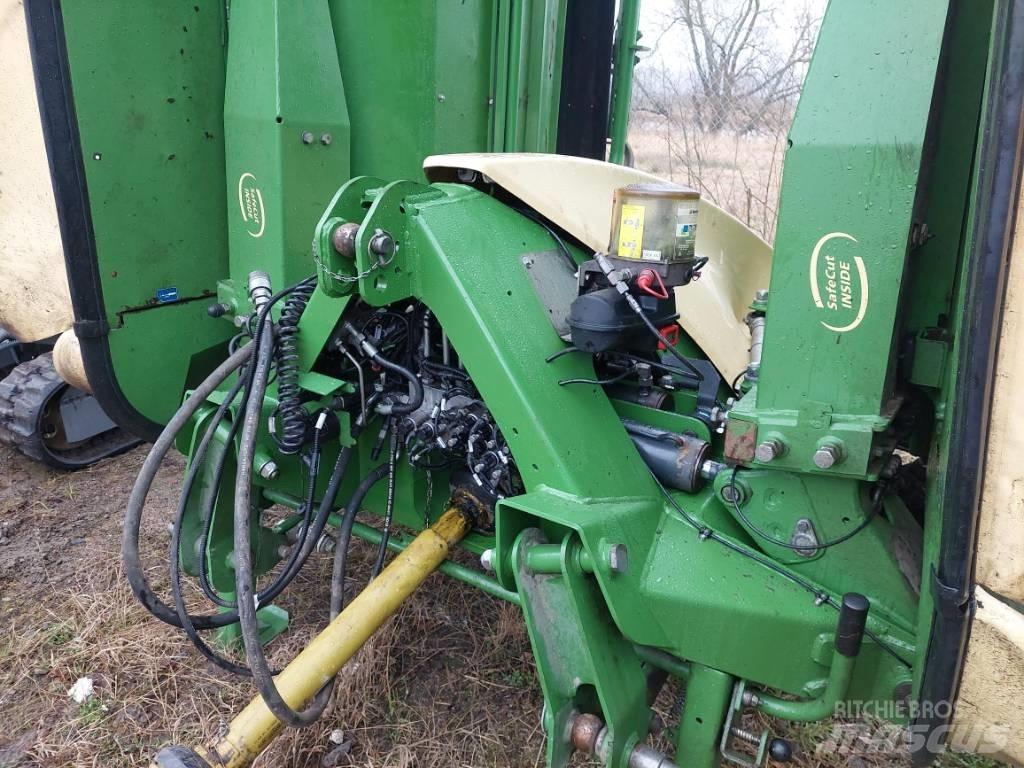 Krone B 1000 Maaikneuzers
