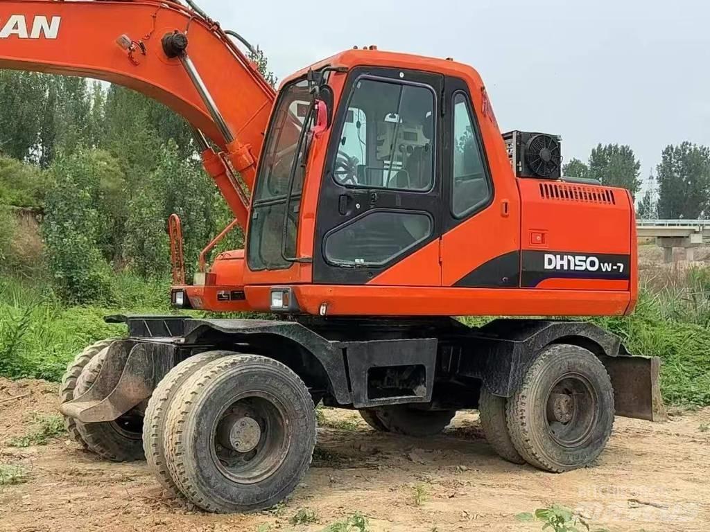 Doosan 150 W-7 Wielgraafmachines