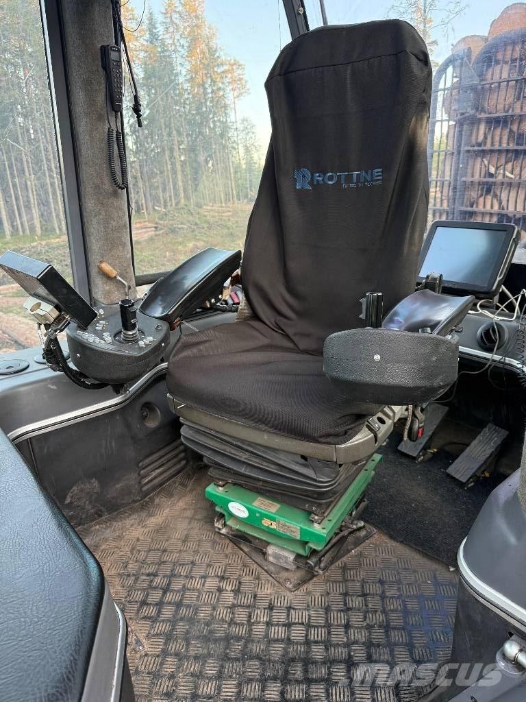 Rottne F13s Forwarders