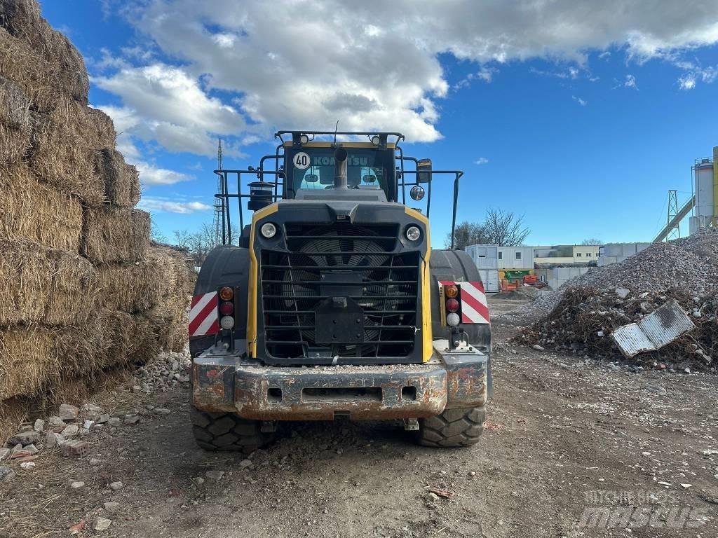 Komatsu WA380-8 Wielladers